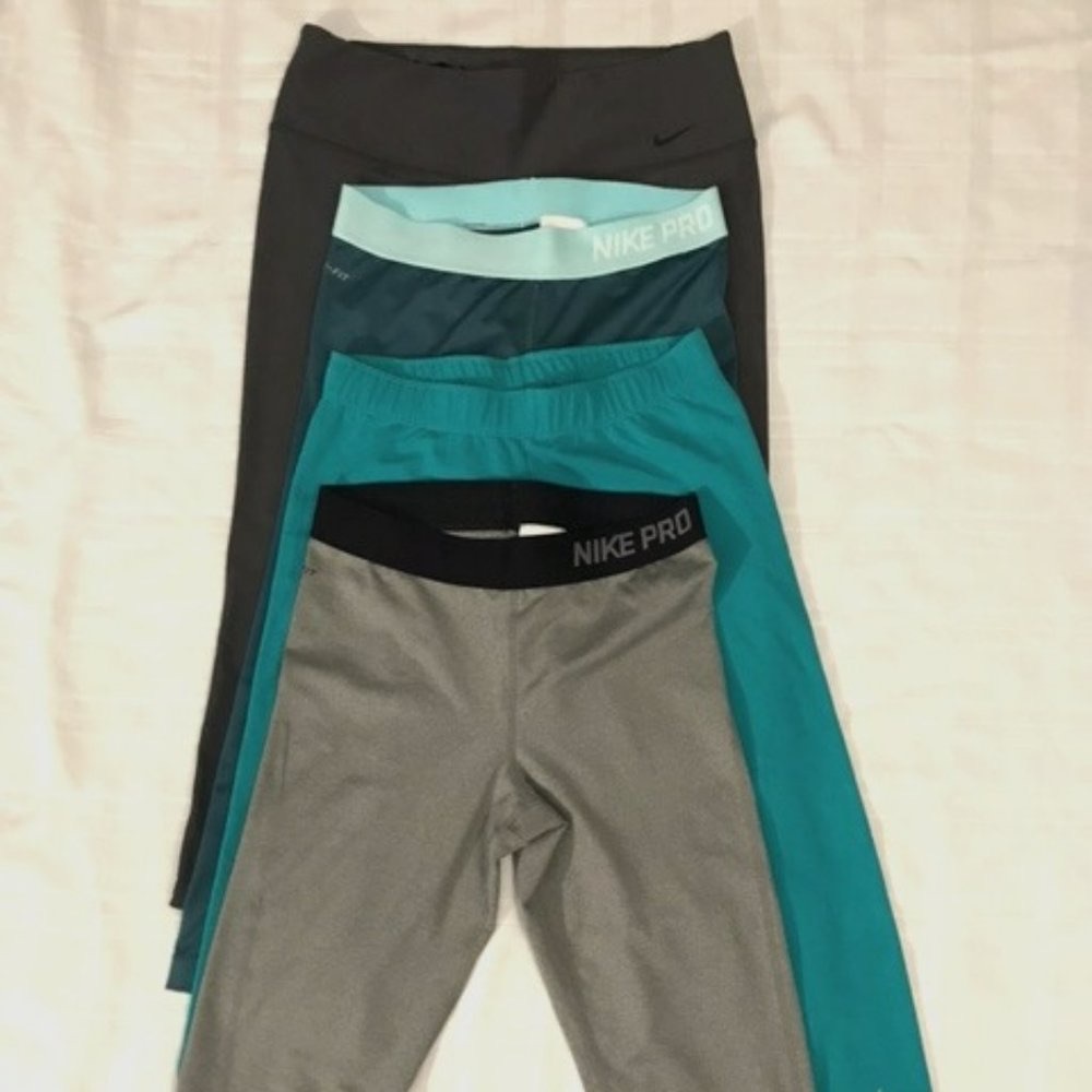 Nike Crop Leggings - Bundle of 4